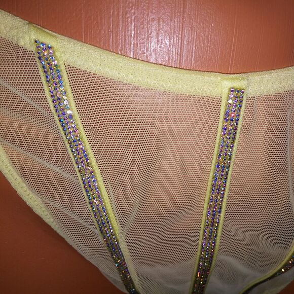 Victoria Secret Panty XL Thong Yellow Sheer Shine Strap Very Sexy New - Picture 2 of 11